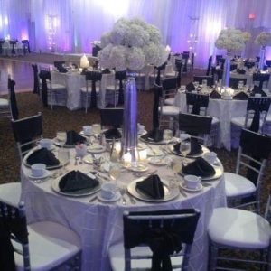 Black and White Color Setting at Wedding
